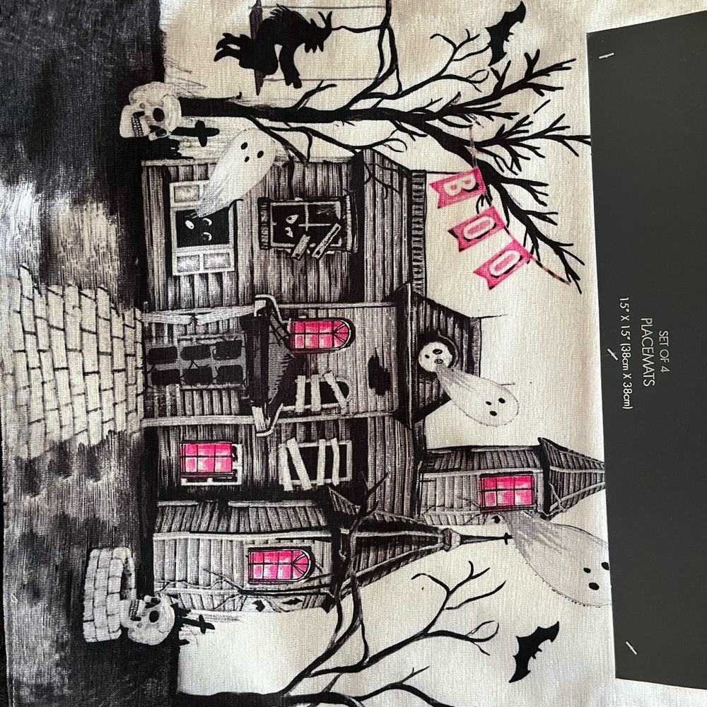 Christian lacroix set of eight placemats so beautiful new with tags